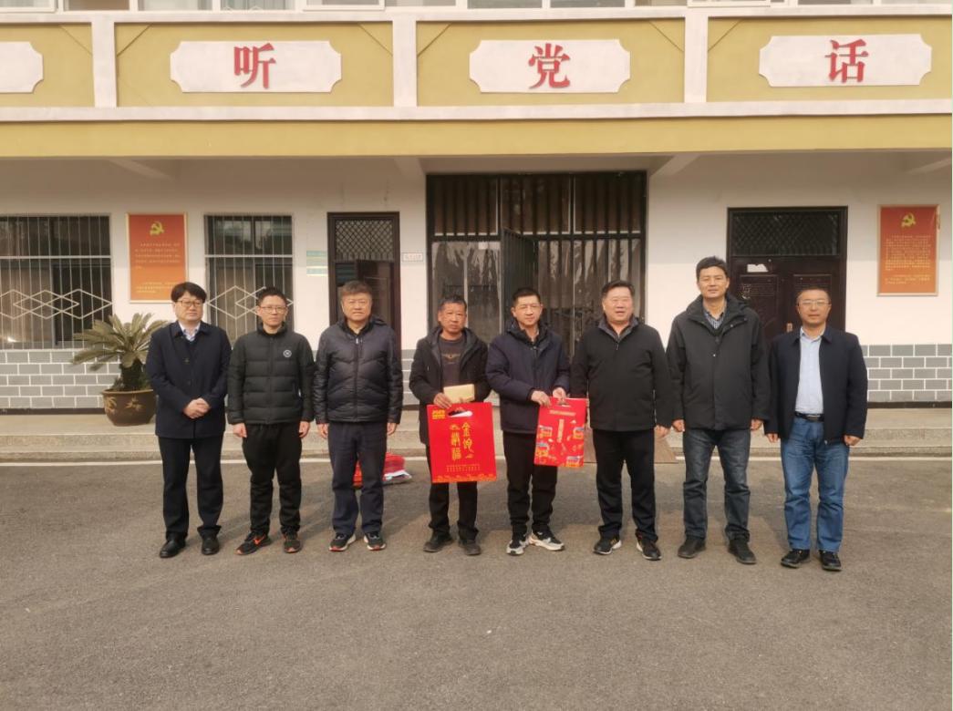 厅领导到上蔡县南大吴社区走访慰问