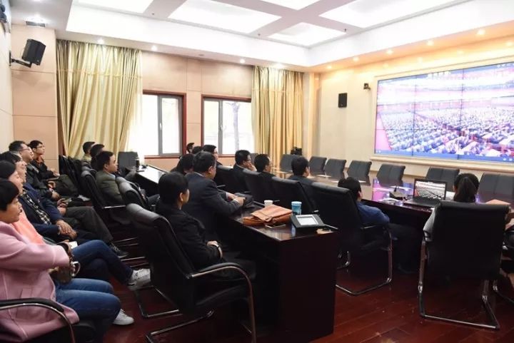 说明: https://mmbiz.qpic.cn/mmbiz_jpg/eibmR9epyfibVxxhhg7wLgGUZmHqs0FnEl4k3RYzFzHdSDa0eKjTxgewcawkHYewicVmBsjCLGdBDG66cPo0hx0zQ/640?wx_fmt=jpeg