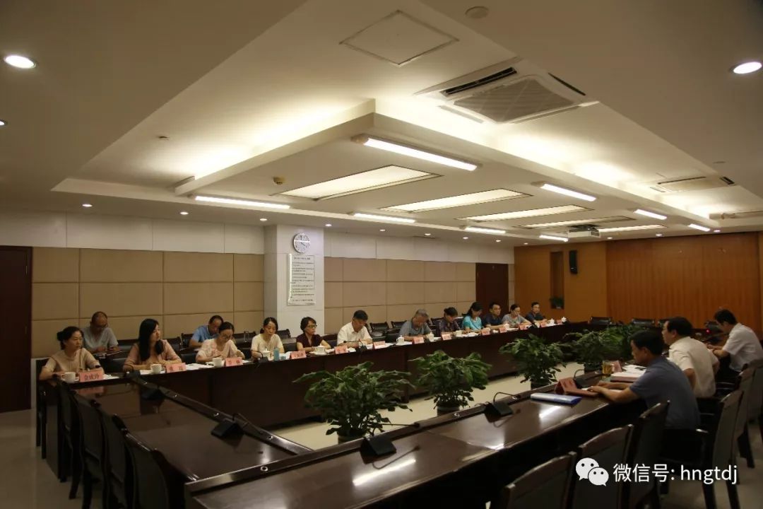 https://mmbiz.qpic.cn/mmbiz_jpg/vyU2fuLVsfd69OkuiaBaqBKF5uLX9yyQa3Us2F3uFRzwL6qf2bWl2ibStx2ibSZpjKcjGIrGPM3d0iatmGFpmWq8iaA/640?wx_fmt=jpeg