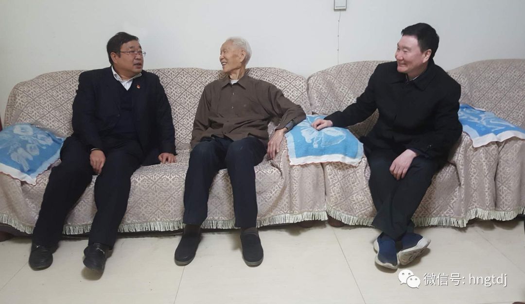 https://mmbiz.qpic.cn/mmbiz_png/vyU2fuLVsffAsRrTSU7iaR1aM7QibNwe9C6pA5M0LrfhLXfAcgZbqj6RLz6HGHDsN1tQ97ZMTIkS4k8cBIiakMsFw/640?wx_fmt=png