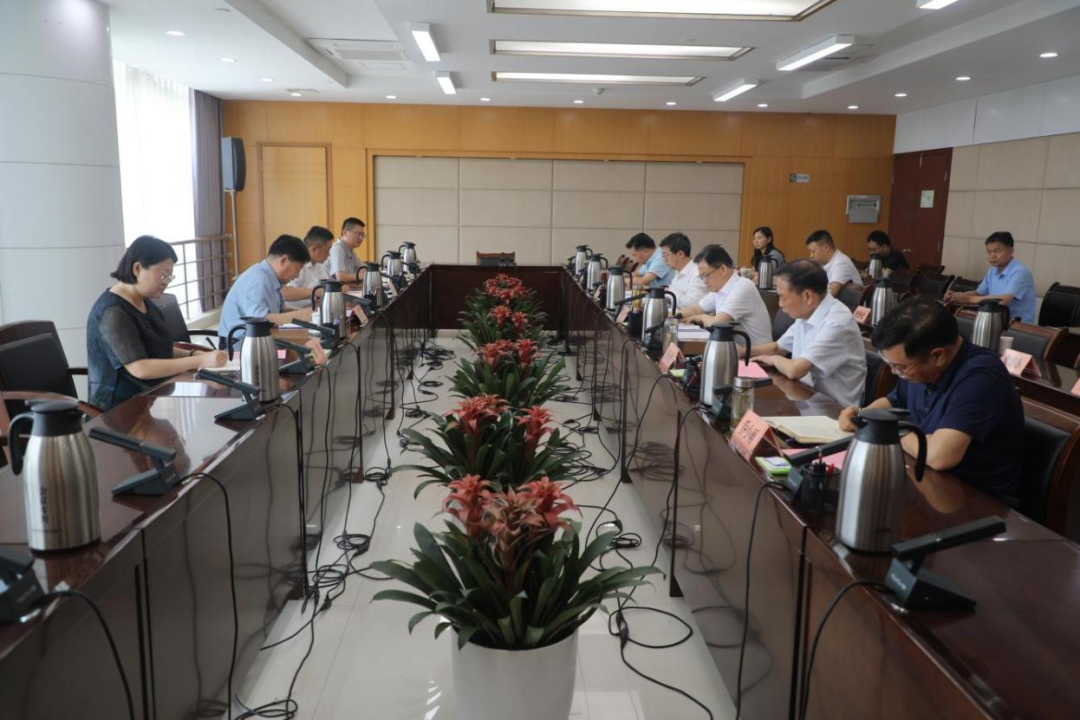 365bet(中文)官方网站召开“组组会商”会议 纵深推进中央八项规定精神学习教育